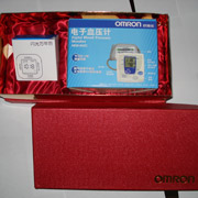 欧姆龙血压计礼盒装 HEM-942C
